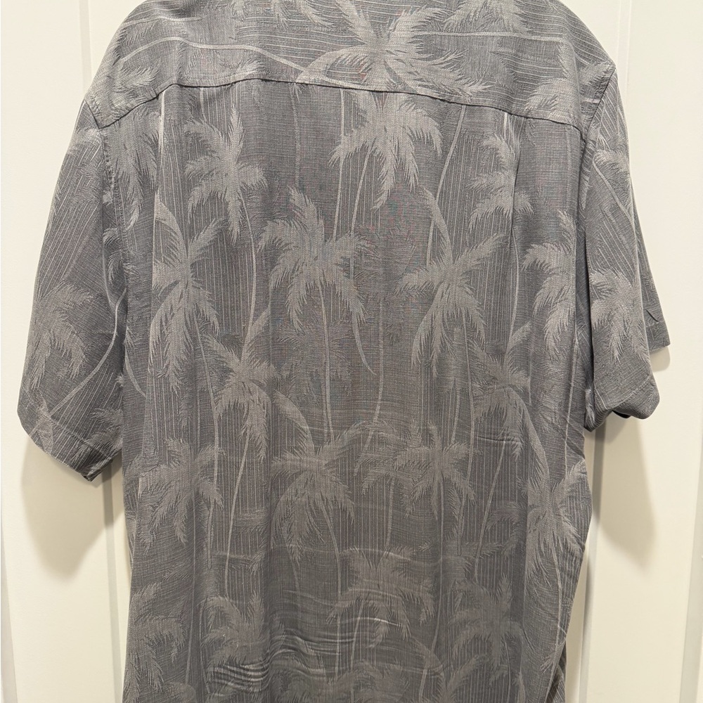 Tommy Bahama Gray Palm-Print Short Sleeve Camp Shirt - Picture 2 of 5